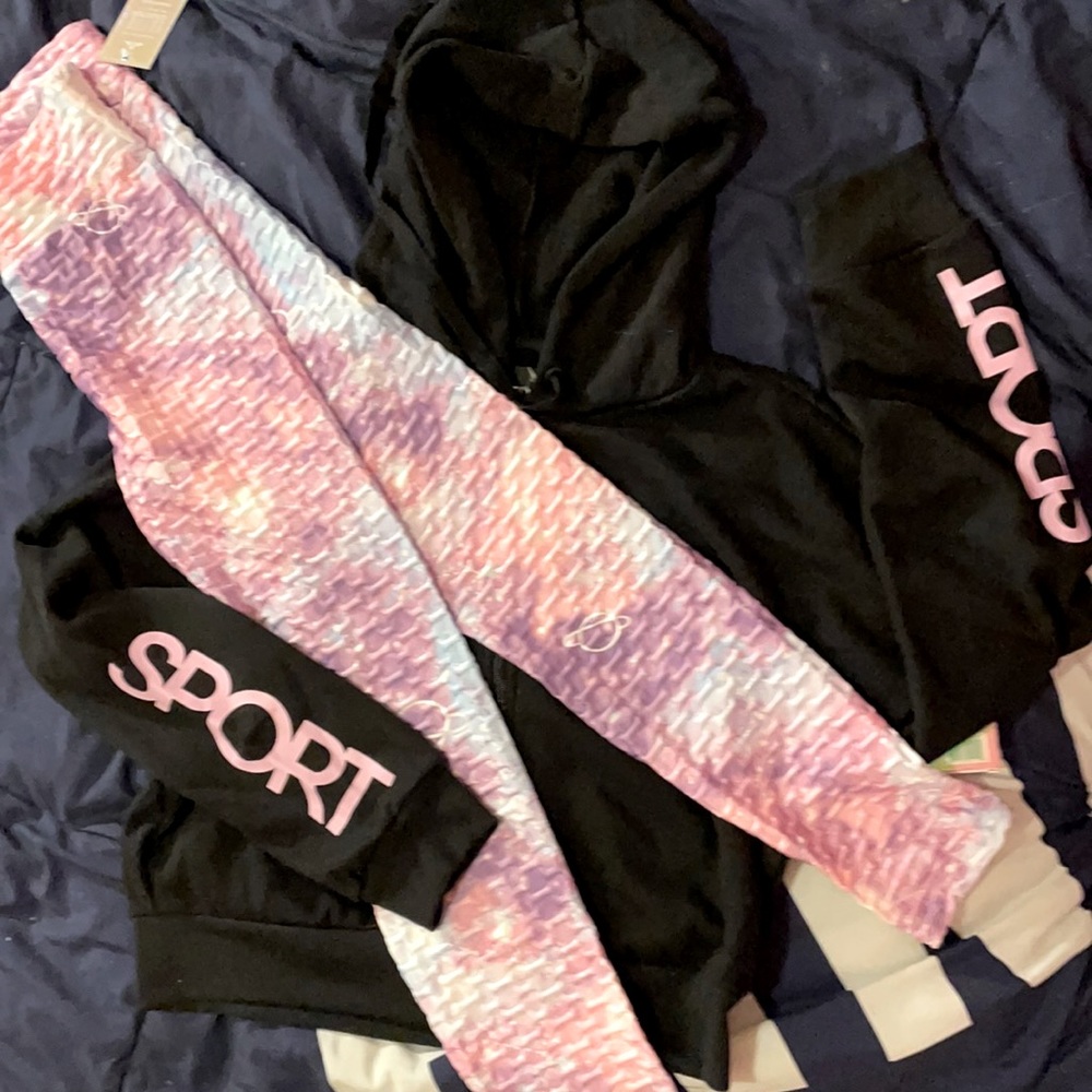 NWT* VICTORIA SPORT FULL ZIP+GALAXY LEGGING S/M!!